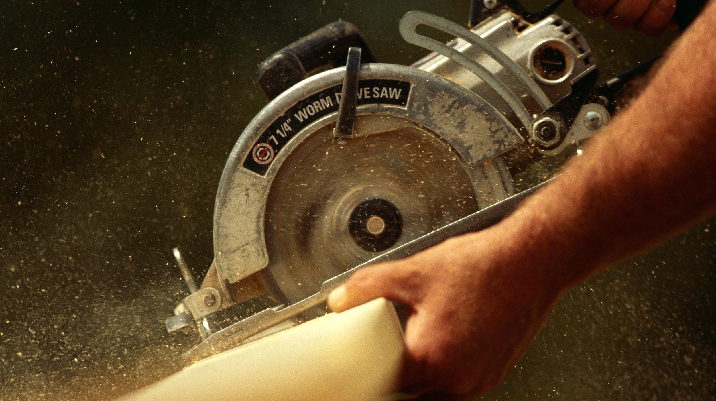Can You Cut Plasterboard With a Circular Saw? Expert Tips Inside