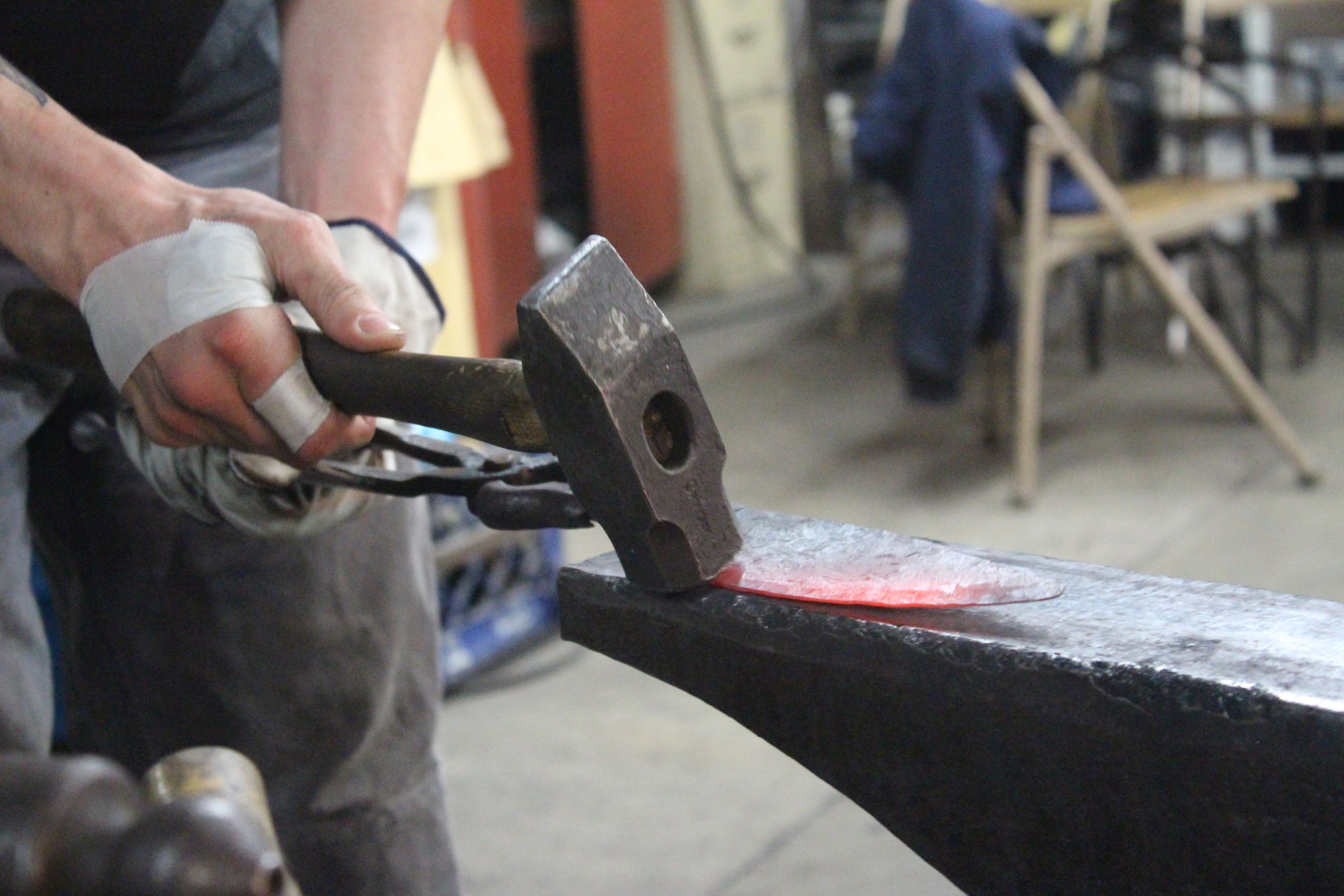 What Size Anvil for Sword Making: Choosing the Perfect Fit
