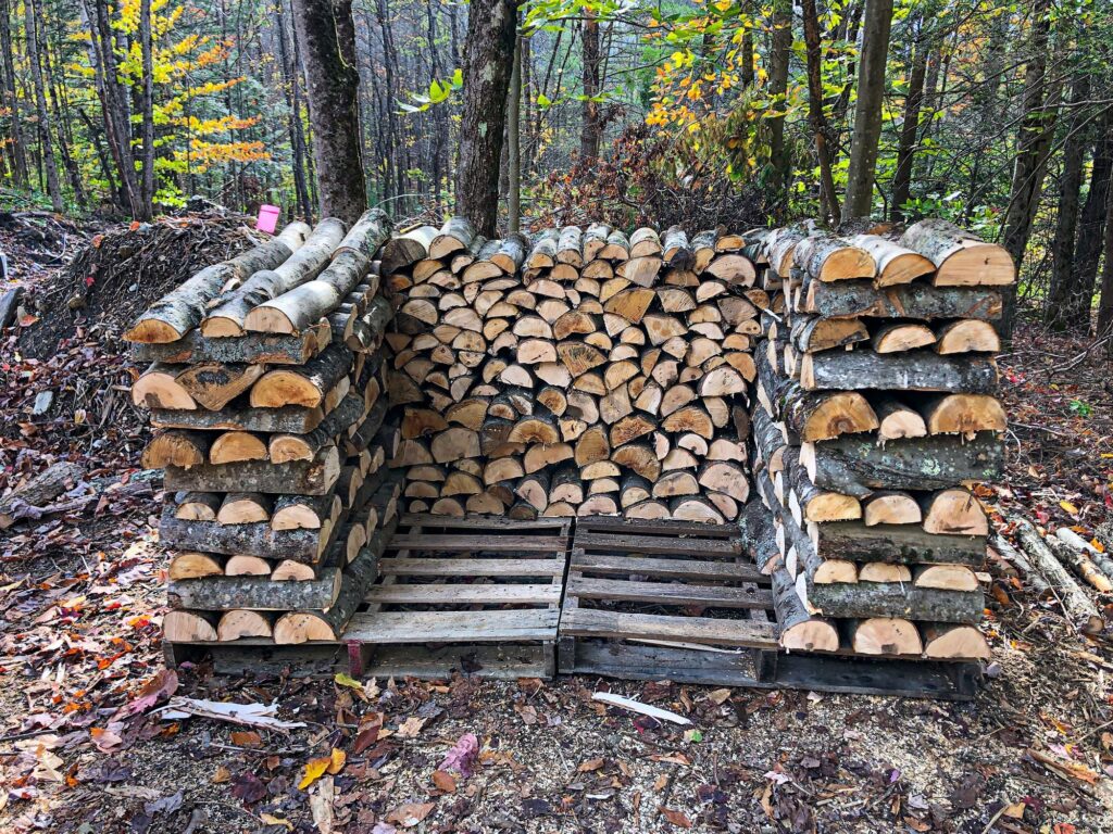 How to Saw Logs for Firewood​